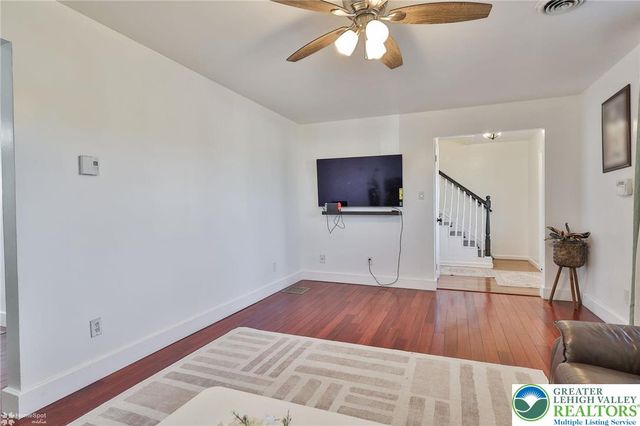 2950 Santee Drive, Bethlehem City, PA 18017