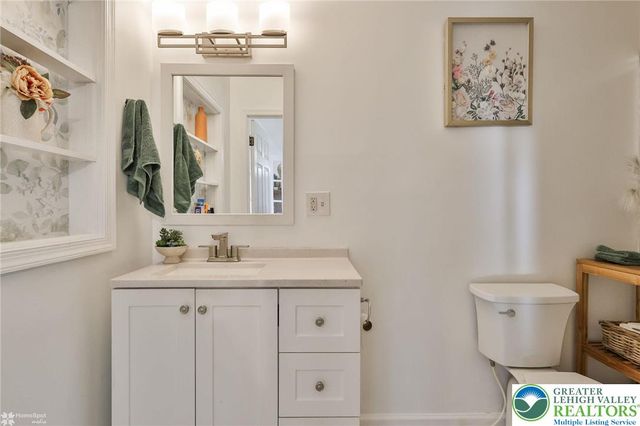 2950 Santee Drive, Bethlehem City, PA 18017