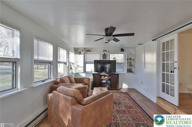 2950 Santee Drive, Bethlehem City, PA 18017