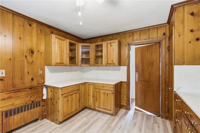 6 Old Pound Hill Road, North Smithfield, RI 02896