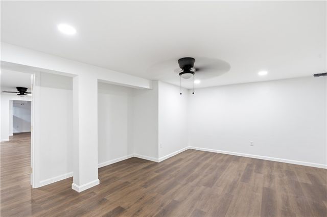 6 Old Pound Hill Road, North Smithfield, RI 02896