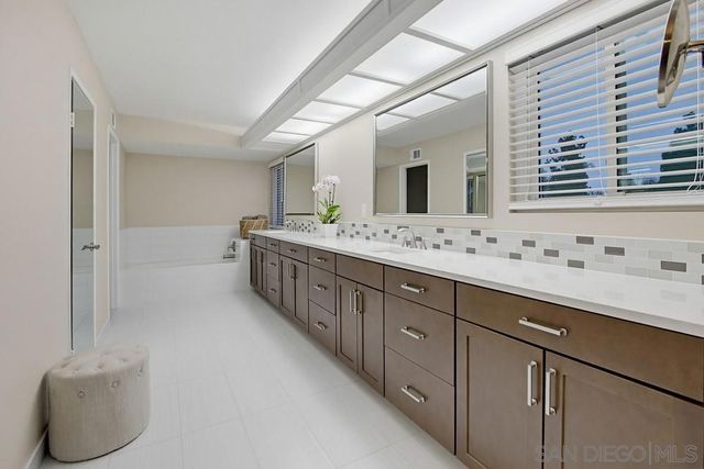 1820 Hacienda Drive, El Cajon, CA 92020