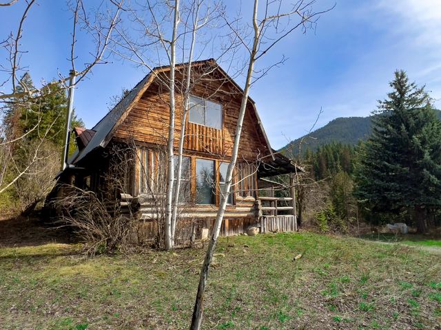 3934 Garvey Cir, Colville, WA 99114