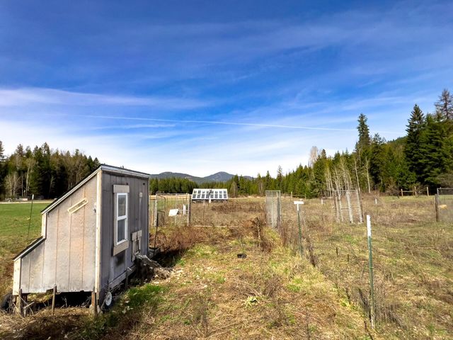 3934 Garvey Cir, Colville, WA 99114