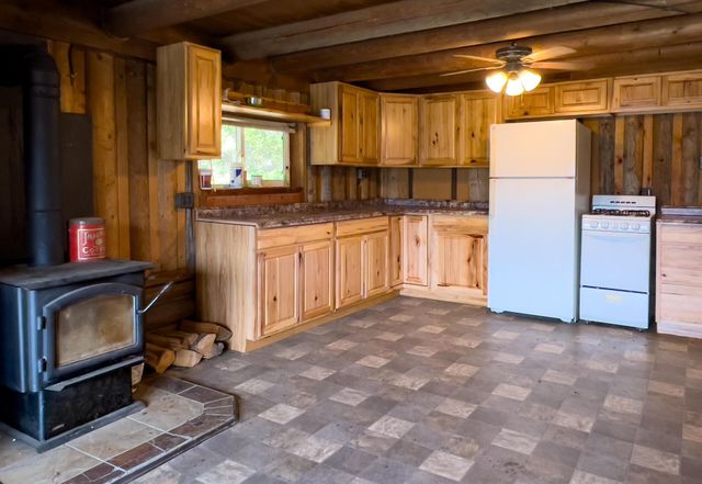 3934 Garvey Cir, Colville, WA 99114