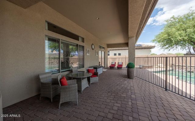 41607 N CLUB POINTE Drive, Phoenix, AZ 85086