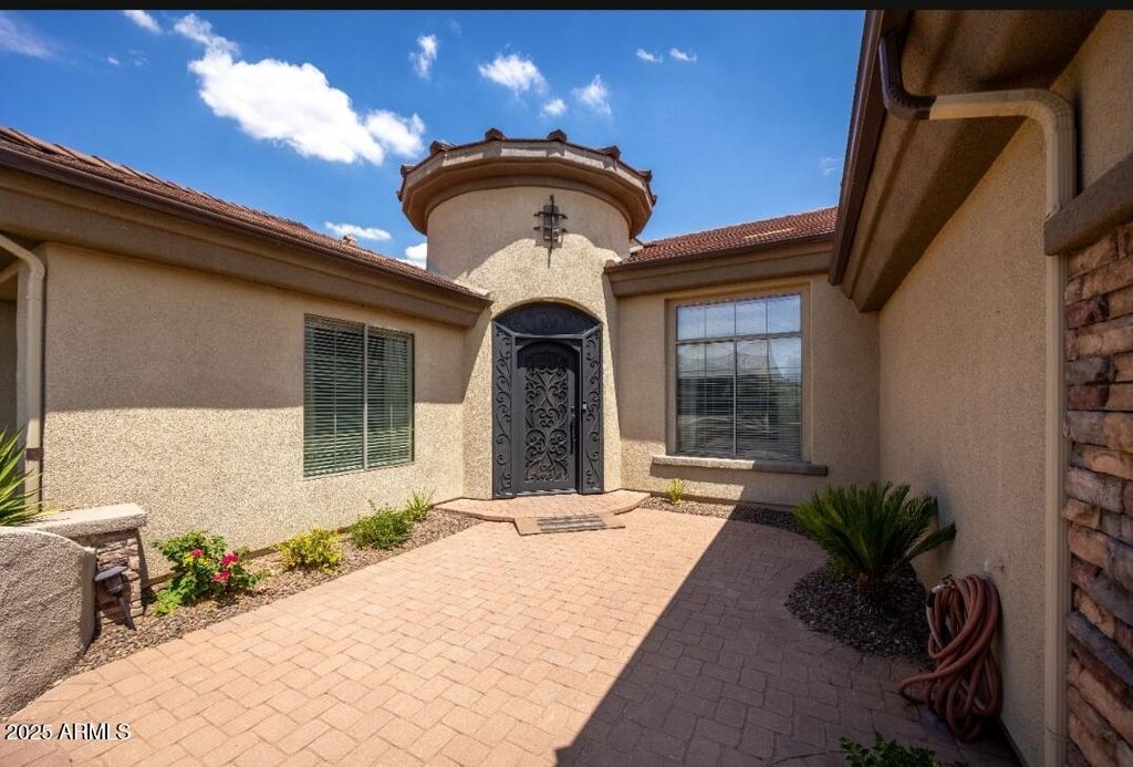 41607 N CLUB POINTE Drive, Phoenix, AZ 85086 — photo 2