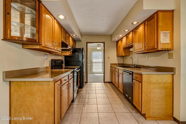 8307 Happiness Way, Louisville, KY 40291