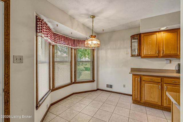 8307 Happiness Way, Louisville, KY 40291
