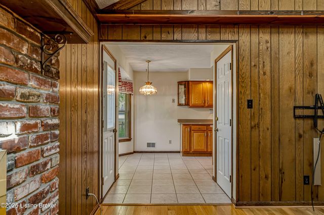 8307 Happiness Way, Louisville, KY 40291