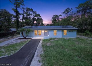 280 1st ST NW, Naples, FL 34120