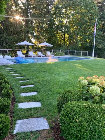 153 Washington Street, Duxbury, MA 02332