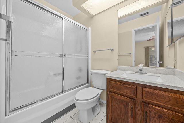 29 Lake Vista Trl Apt 205, Port St Lucie, FL 34952