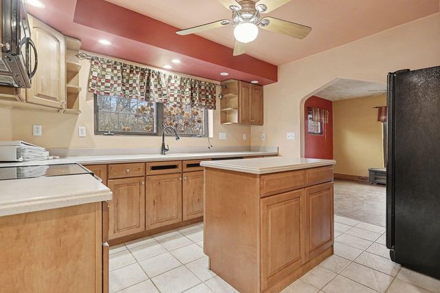 950 Capital Avenue Sw, Battle Creek City, MI 49015