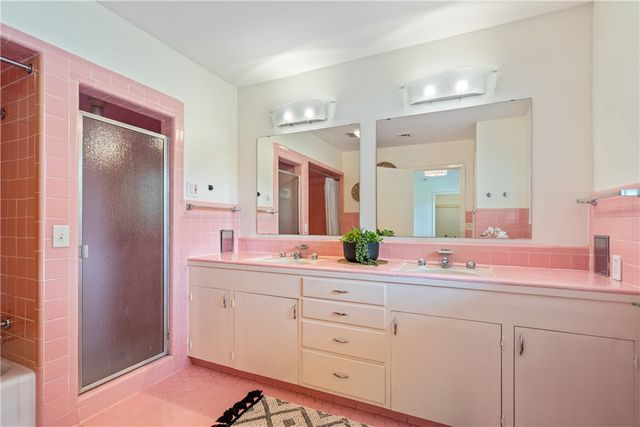 353 Bermuda Pl, Corpus Christi, TX 78411