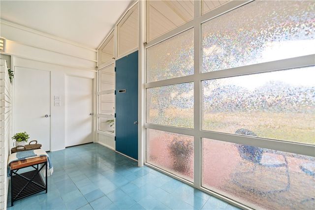 353 Bermuda Pl, Corpus Christi, TX 78411
