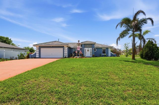 494 SW Paar Drive, Port St. Lucie, FL 34953