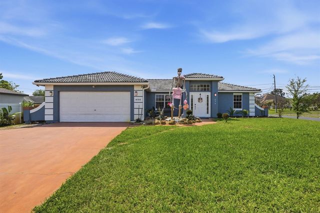 494 SW Paar Drive, Port St. Lucie, FL 34953