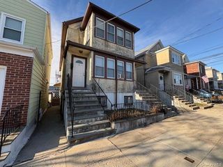 50 Huber Place 2nd Floor Rear, Yonkers, NY 10704