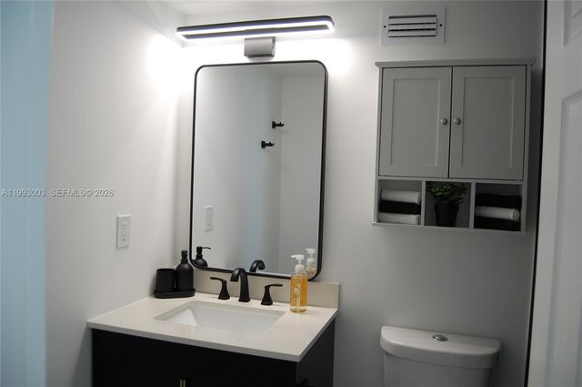 2501 S Ocean Dr 712, Hollywood, FL 33019