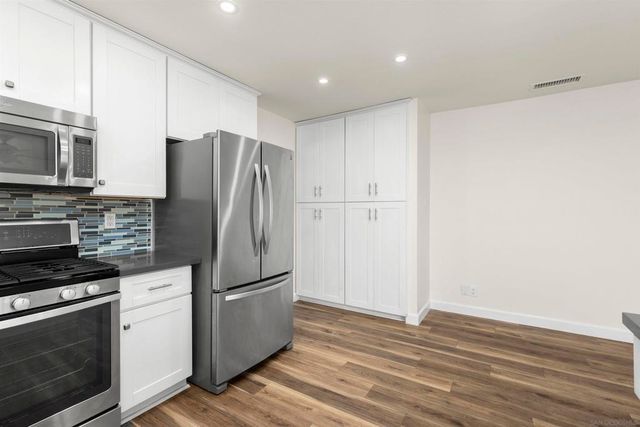 2589 Joann Dr, Oceanside, CA 92056