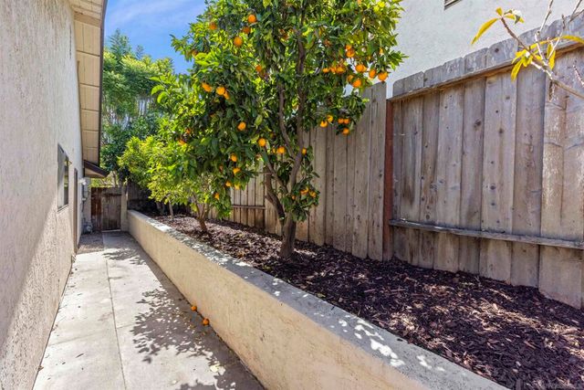 2589 Joann Dr, Oceanside, CA 92056