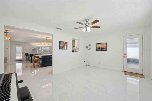 13133 DORCHESTER DRIVE, Seminole, FL 33776