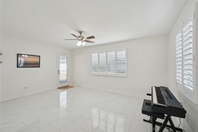 13133 DORCHESTER DRIVE, Seminole, FL 33776