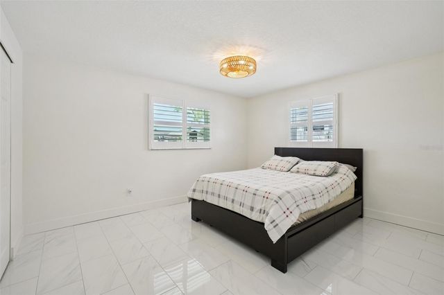 13133 DORCHESTER DRIVE, Seminole, FL 33776