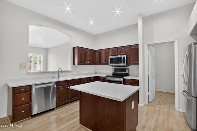 9711 E GLENCOVE Circle, Mesa, AZ 85207