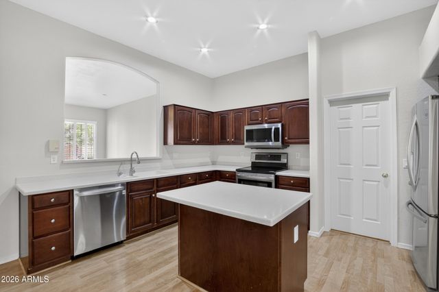 9711 E GLENCOVE Circle, Mesa, AZ 85207