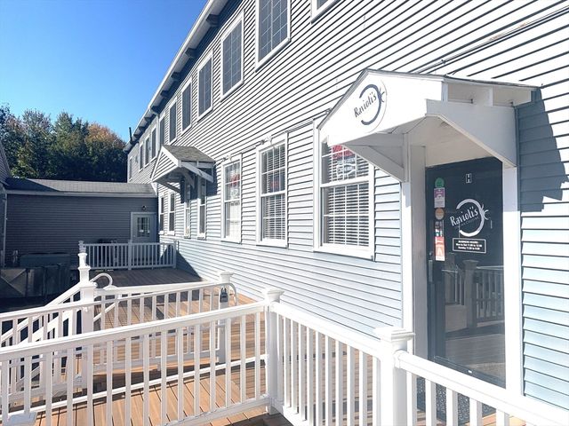 45 River St, Millbury, MA 01527