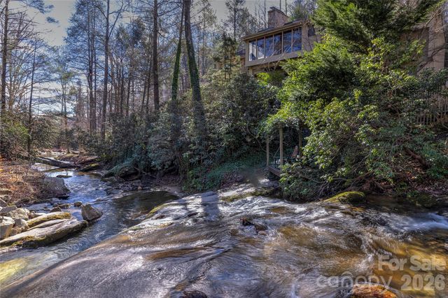 171 Fairway Drive, Lake Lure, NC 28746