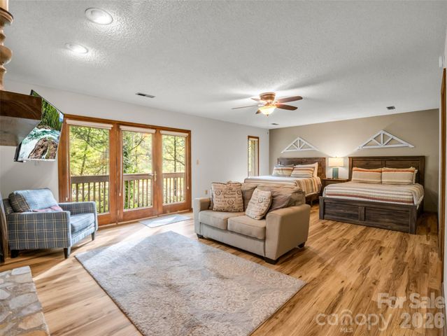 171 Fairway Drive, Lake Lure, NC 28746