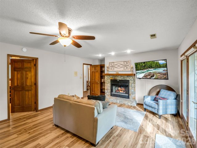 171 Fairway Drive, Lake Lure, NC 28746