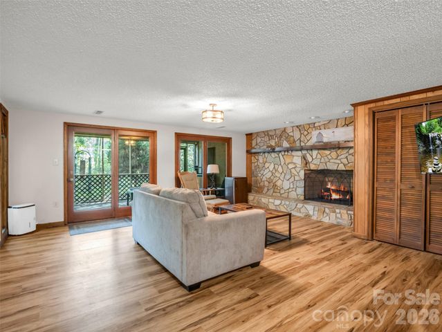 171 Fairway Drive, Lake Lure, NC 28746