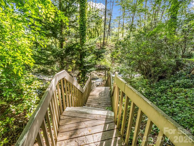 171 Fairway Drive, Lake Lure, NC 28746