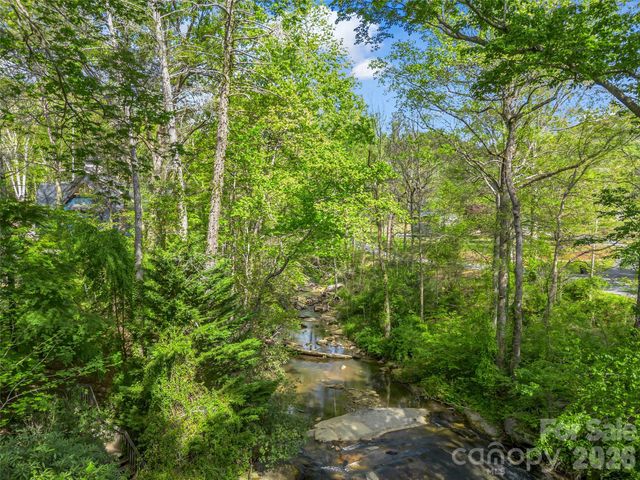 171 Fairway Drive, Lake Lure, NC 28746