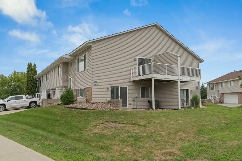 15831 Gooseberry Way, Apple Valley, MN 55124 — photo 4