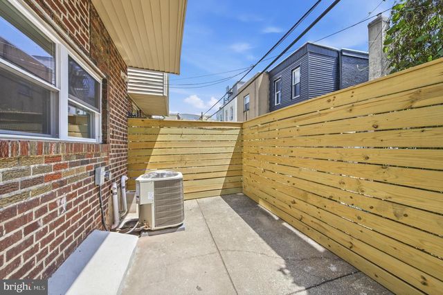 1110 PIERCE ST, Philadelphia, PA 19148