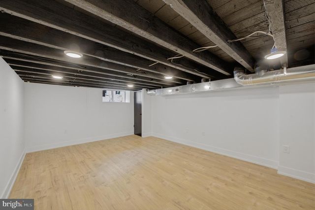 1110 PIERCE ST, Philadelphia, PA 19148
