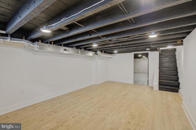 1110 PIERCE ST, Philadelphia, PA 19148