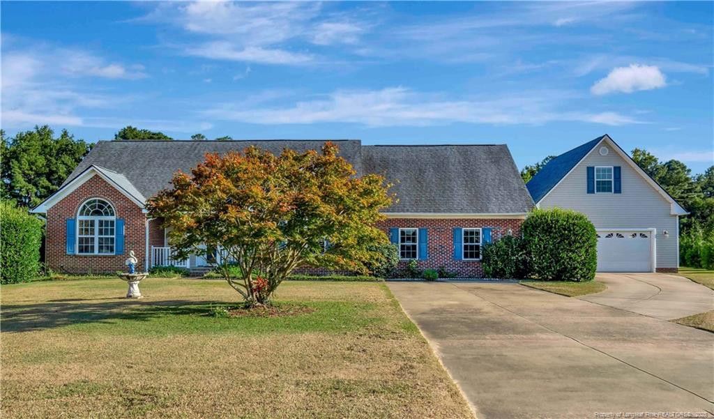7066 Farmland Court, Hope Mills, NC 28348
