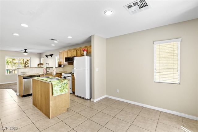 9527 Havasu Canyon Avenue, Las Vegas, NV 89166