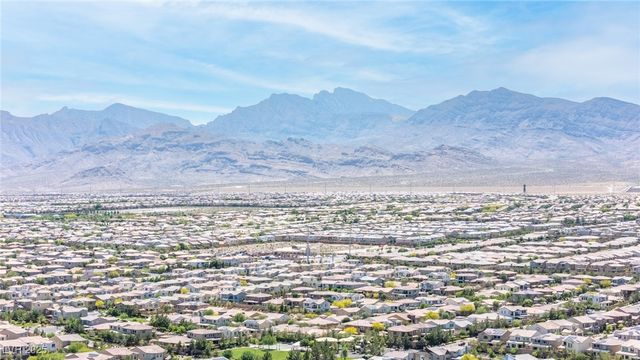 9527 Havasu Canyon Avenue, Las Vegas, NV 89166