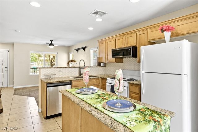 9527 Havasu Canyon Avenue, Las Vegas, NV 89166