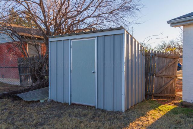 4132 CIMARRON Avenue, Amarillo, TX 79102