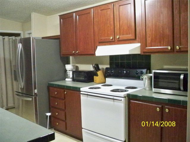 10018 Cedar Branch Drive Drive, Baytown, TX 77521