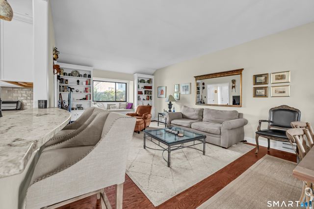 123 Heritage Village B, Southbury, CT 06488