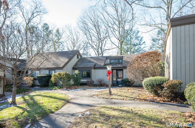 123 Heritage Village B, Southbury, CT 06488